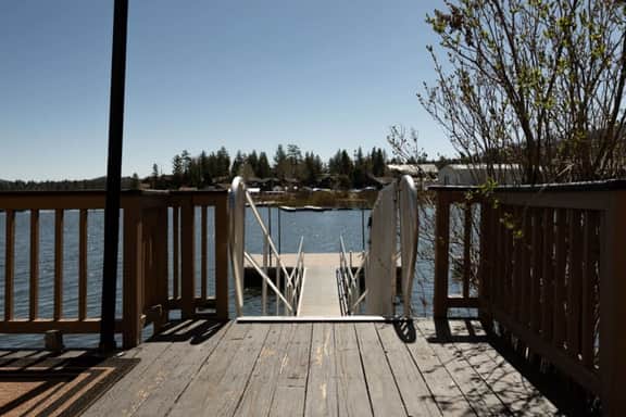 Lakefront Honey Bear, Private Dock & Hot Tub - Image 5