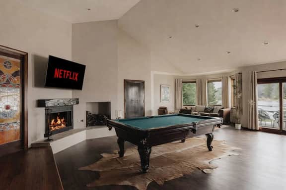 Lakefront Luxe Lodge w/Dock & Hot Tub near Village - Image 3