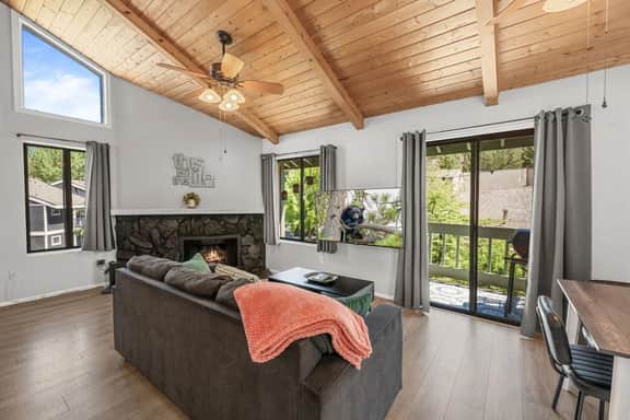 Lakeside Vibes | 2BR, Walk to Boulder Bay, Pool - Image 2