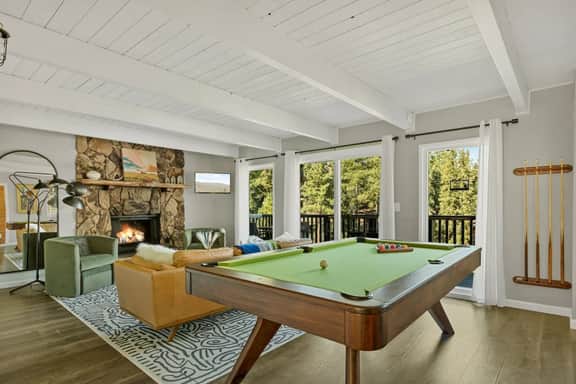 Mountainside Modern at Bear MTN w/ Hot Tub, Arcade - Image 4