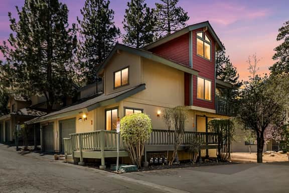 Nest At Moonridge, w/ Hot tub & Golf Course Views - Image 5