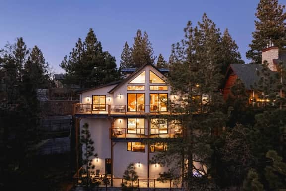 Pine & Paw | Hot Tub, Sauna, Games, Views, Piano - Image 5