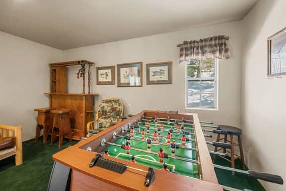 Steps 2 Summit - Walk to Slopes, Pool Table - Image 4