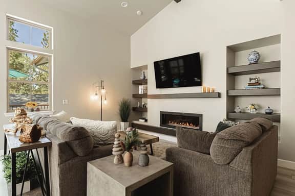The Reel Deal, Luxury Family Cabin by Alpine Slide - Image 2