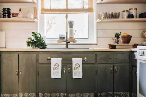 TOP RATED Boho Mountain Retreat: Pet-Friendly! - Image 4