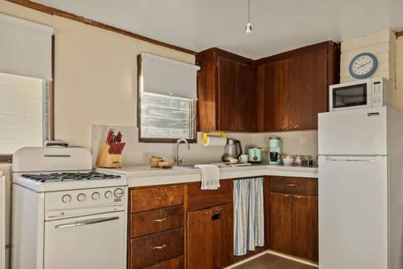 Vintage Annex | Forest Views & Pets - Image 4