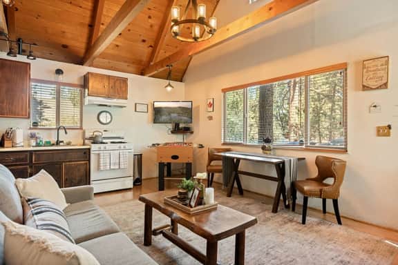 A-Frame Maple Chalet |Fire Pit, Hot Tub, Foosball - Image 4