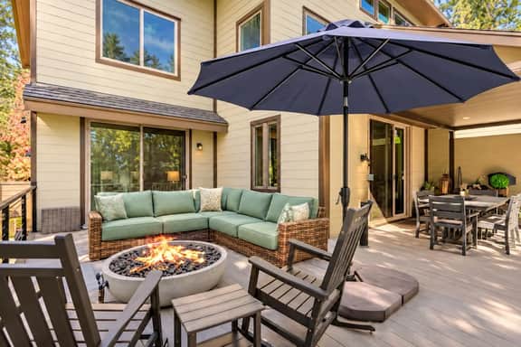 Luxury Lakeview Home | Swim Spa, Sauna, Fire Pit - Image 4