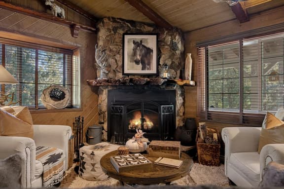 2BR Eureka Designer Cabin w Pergola & Ping Pong - Image 1