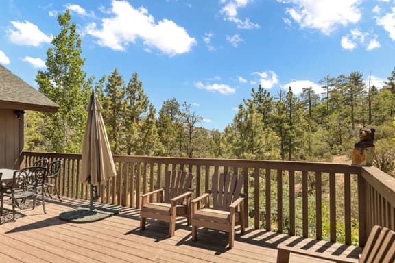 Fallen Leaf Castle Estate | Big Deck, BBQ & Games - Image 1