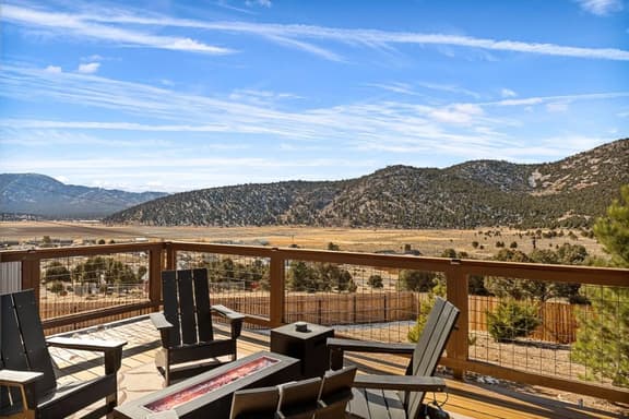 Golden View on Yoga Deck | Hot Tub & Firepit - Image 1