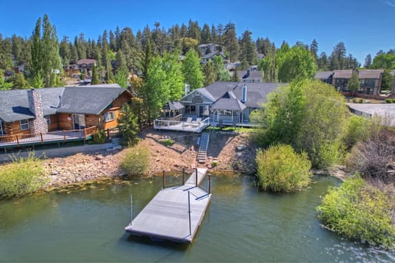 Lakefront Estate, Access to Private Dock on Boulder Bay - Image 1