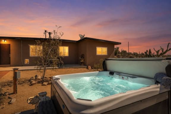Stargaze Under Hot Tub & Game Room - Close 2 JTNP - Image 1