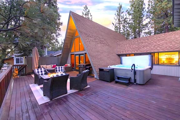 Treehouse Cottage A-Frame + Games + Spa + BBQ - Image 1